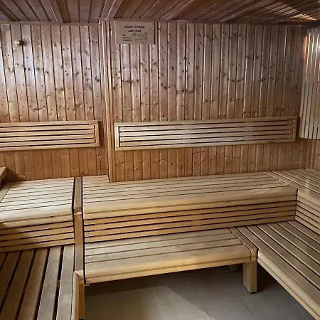 Waldsee Mit Pool Und Sauna Inklusive